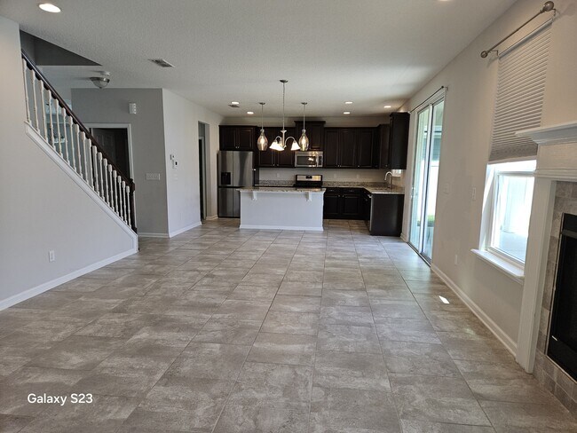 Foto del edificio - 191 Chipola Trce