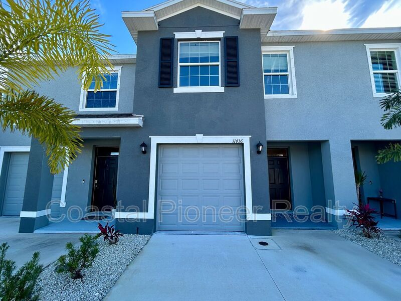 Primary Photo - 11436 Planetree Pl