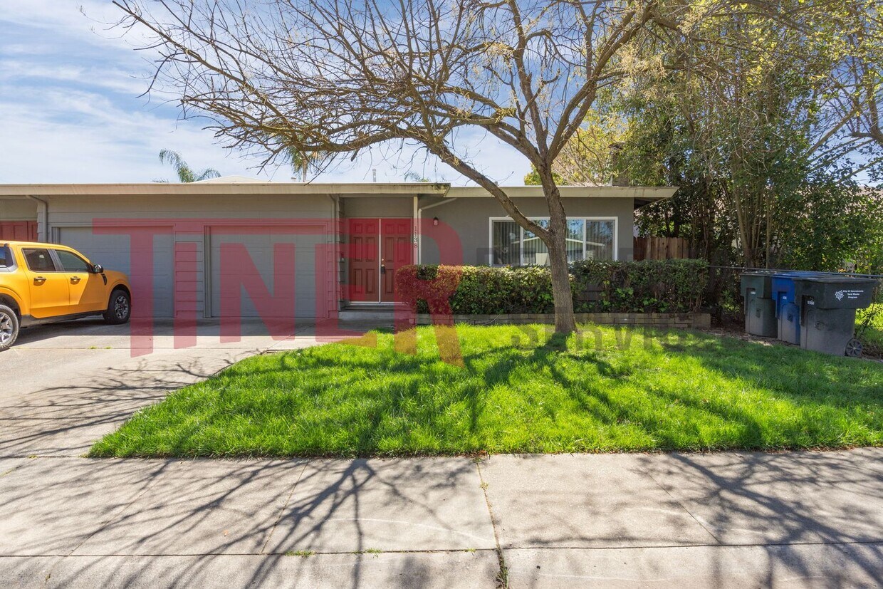 1138 Westlynn Way, Sacramento, CA 95831 House Rental in Sacramento