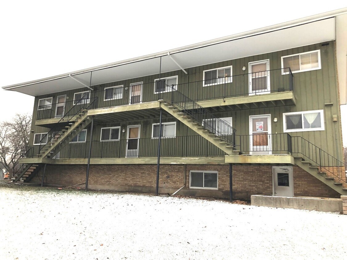 Primary Photo - 85 N Lyle Ave