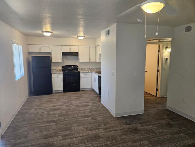 Foto del edificio - 1241 E Cinnabar Ave