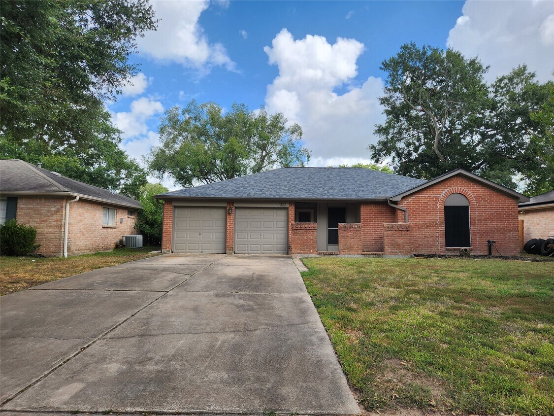 Primary Photo - 1322 Valley Landing Dr