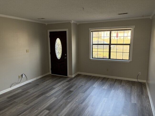 Foto del edificio - 13928 Hurstland Dr SW