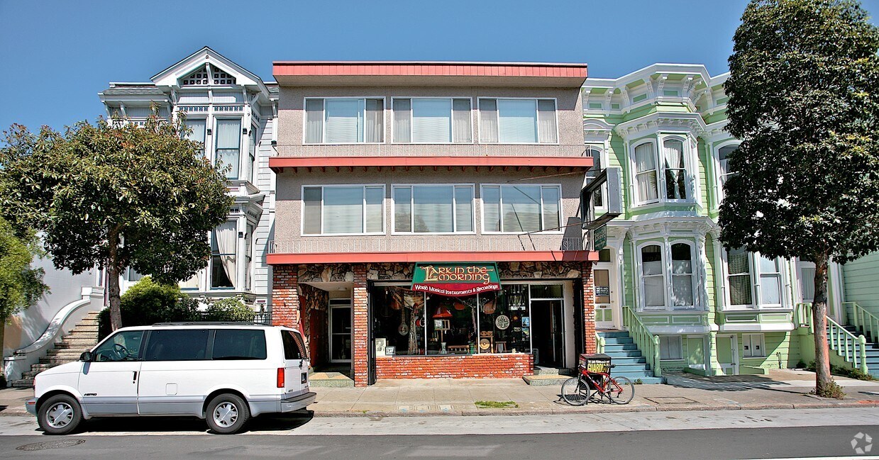 Building Photo - 1451 Valencia St