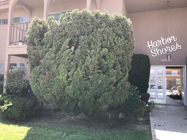 Foto del edificio - 16941 Green Ln