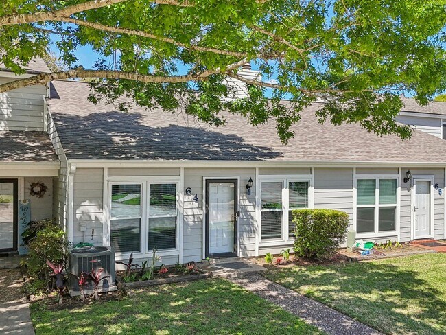 Foto del edificio - 64 Hideaway Dr