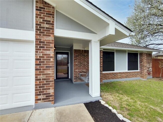 Building Photo - 301 Parkway Dr