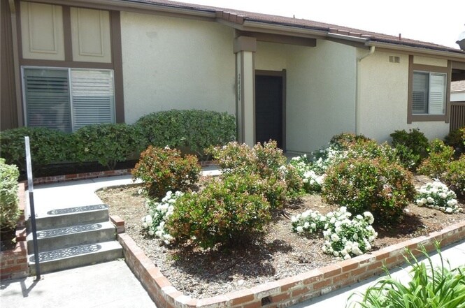 Front1 - 24630 Golfview Dr