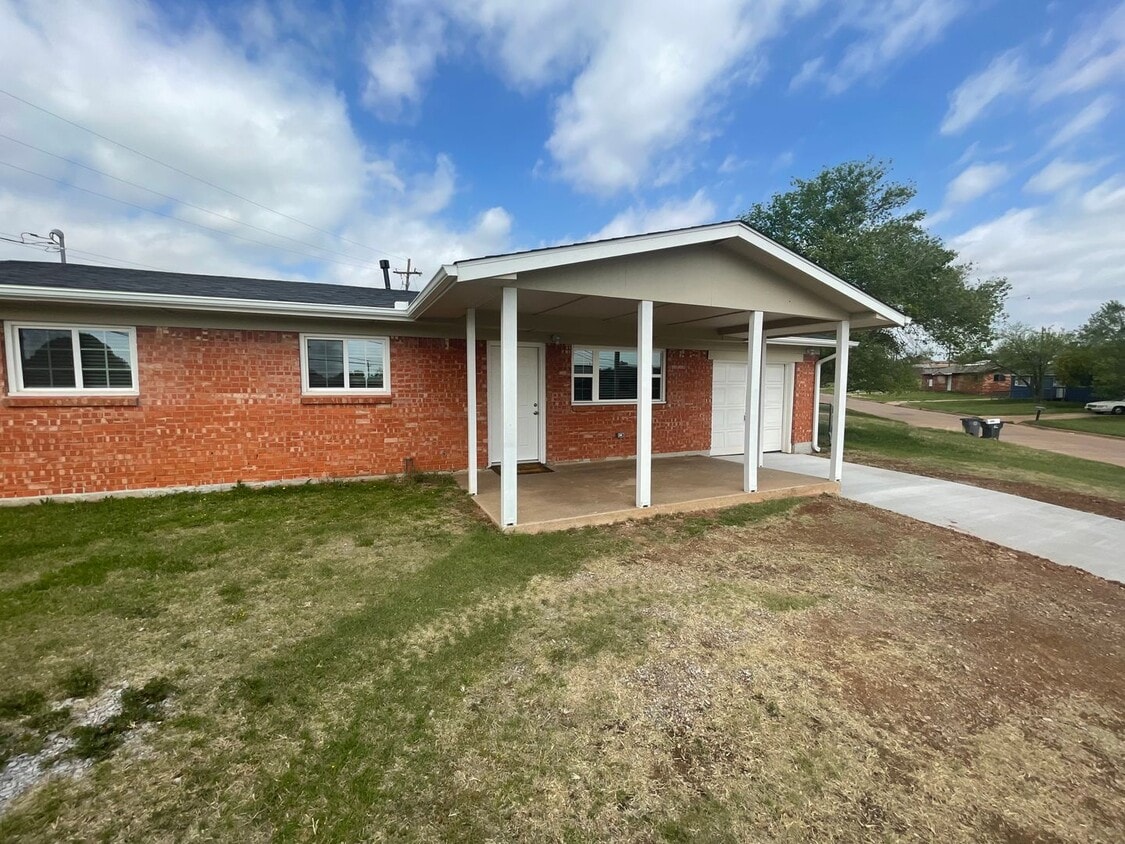 907 SW 46th St, Lawton, OK 73505 House Rental in Lawton, OK