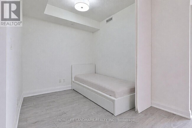 Building Photo - 8200 Birchmount Rd