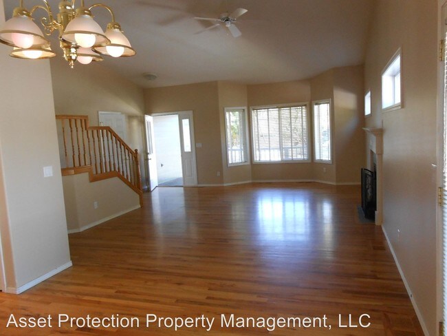 Foto del edificio - 4 br, 2.5 bath House - 2471 NE Lynda Ln.
