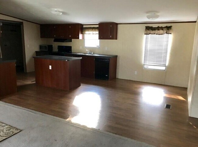 Foto del edificio - 13403 Shady Ln