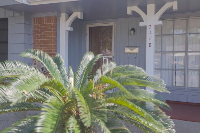 Building Photo - 3118 Flamborough Dr