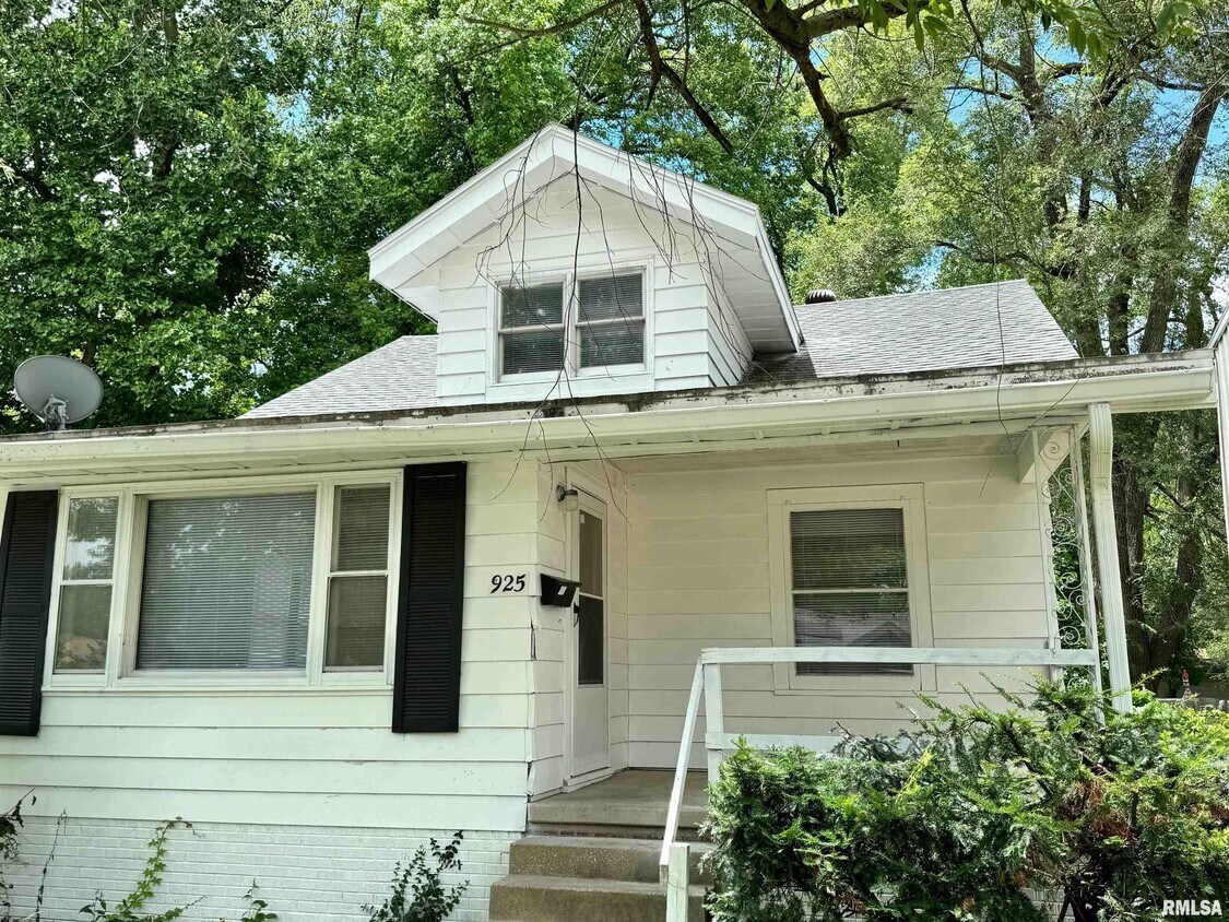 Primary Photo - 925 N 15th St