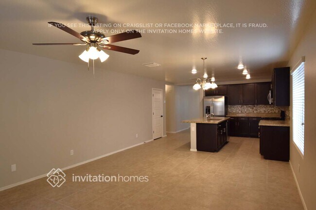Foto del edificio - 16185 W Winslow Dr