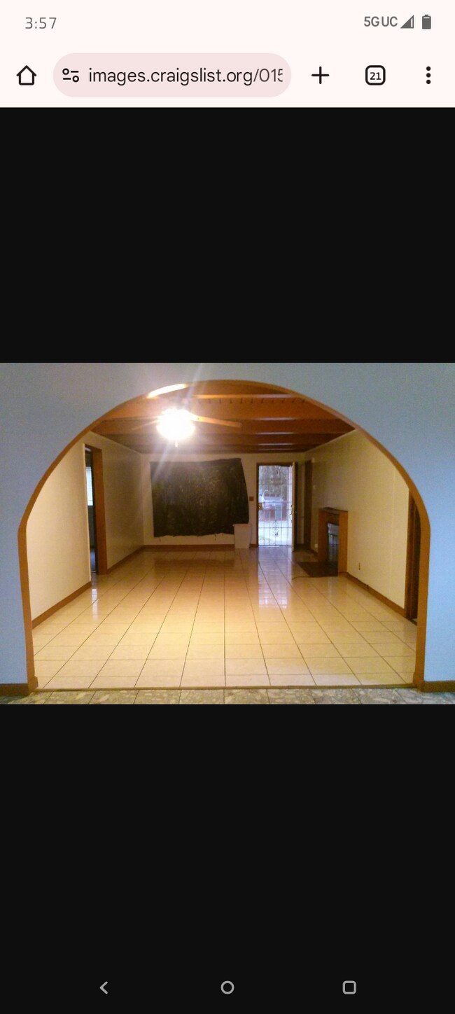 Foto del edificio - 5605 Layton Dr