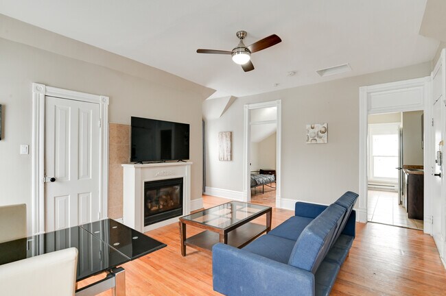 Building Photo - 1 Bed / 1 Bath – All-Inclusive Apartment in London, ON – $1,349/month