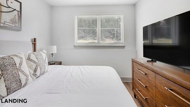 Foto del edificio - 1310 Hillside Ave