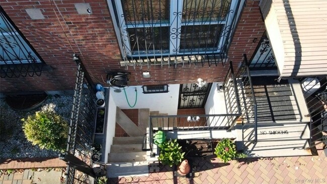 Building Photo - 660 Williams Ave