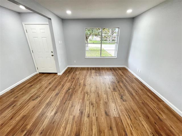 Foto del edificio - 8116 Greenspan Ave