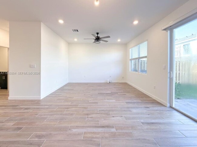 Building Photo - 0 NE 13th St