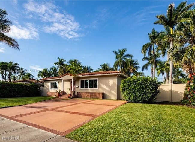 Building Photo - 3 br, 2 bath House - 1345 Jefferson St # 0