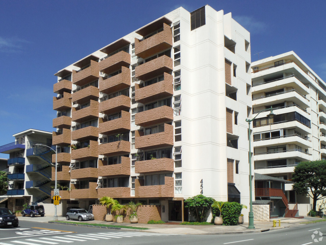 Primary Photo - Regency Ala Wai