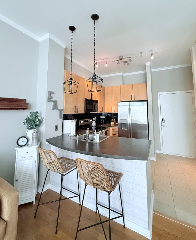 Foto del edificio - 2125 Southend Dr