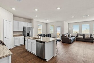 Building Photo - 381 Evergreen Sumac Lp