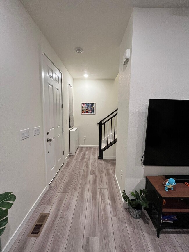 Foto del edificio - 17739 Olive St