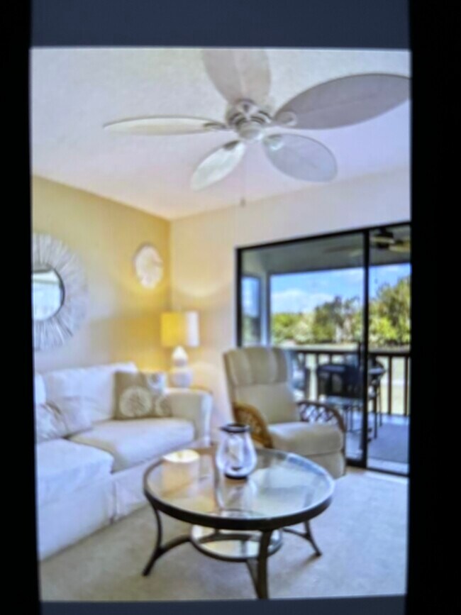 Foto del edificio - 4631 Longwater Chase