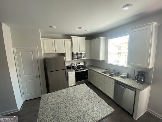 Foto del edificio - 1070 Honeysuckle St