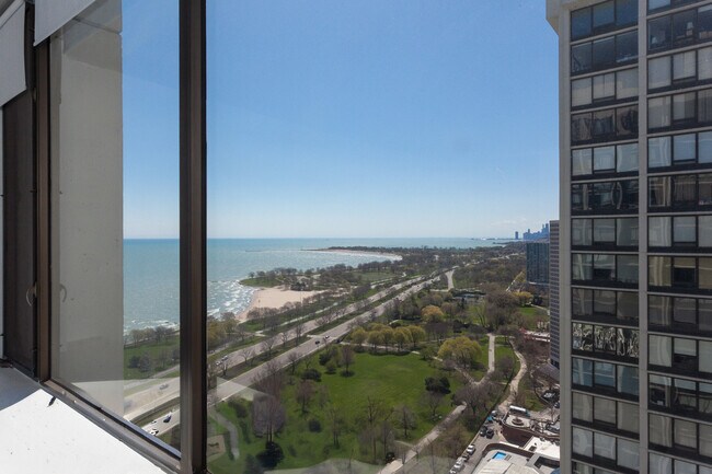 Foto del edificio - 5455 N Sheridan Rd
