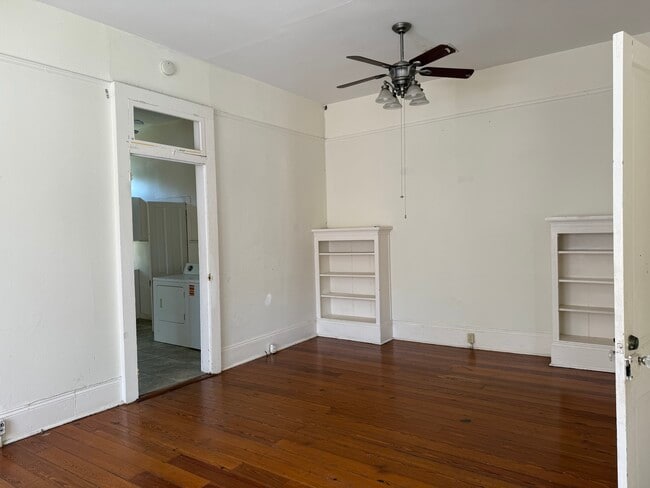 Building Photo - 7500 Freret St