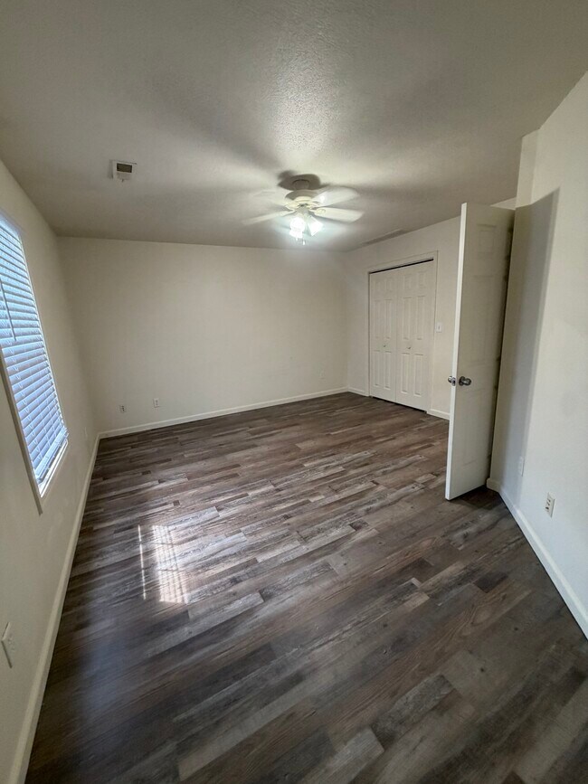 Dormitorio n.º 1 - 1443 W Westwind Ct