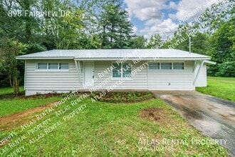 Building Photo - 898 Fairview Dr NE