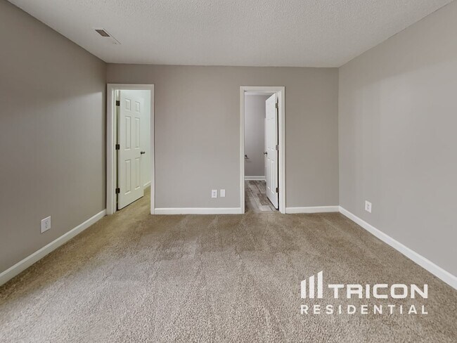 Foto del edificio - 3429 Braden Dr