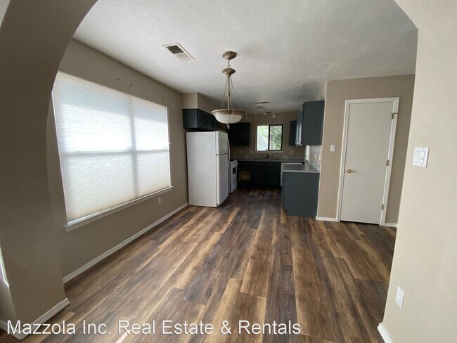 Building Photo - 2 br, 2 bath House - 13109 Argon Ave NE