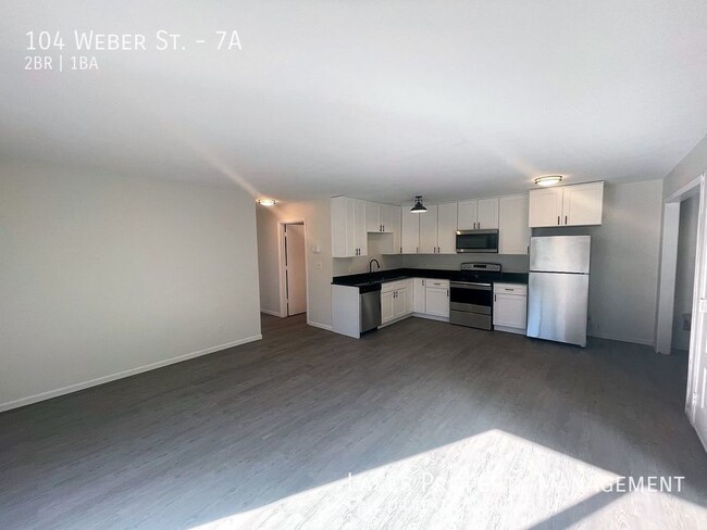 Building Photo - Luxury Apartment in Walworth
