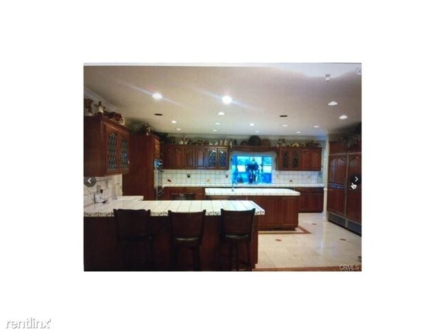 Foto del edificio - 1555 Cambridge Rd