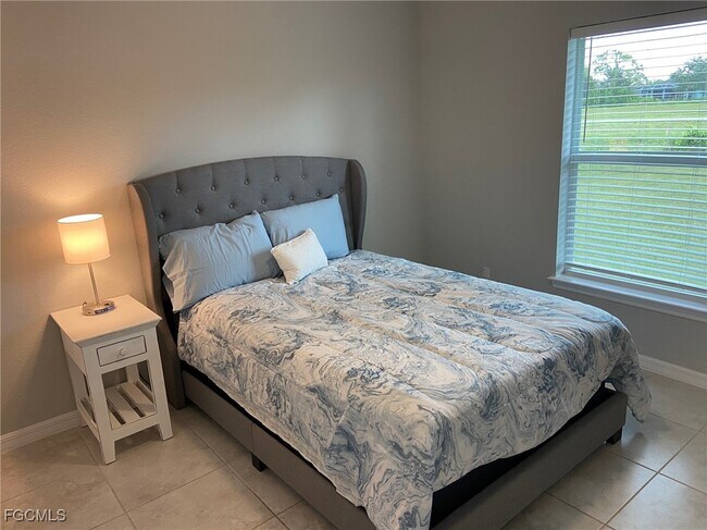 Foto del edificio - 2837 NW 24th Ave