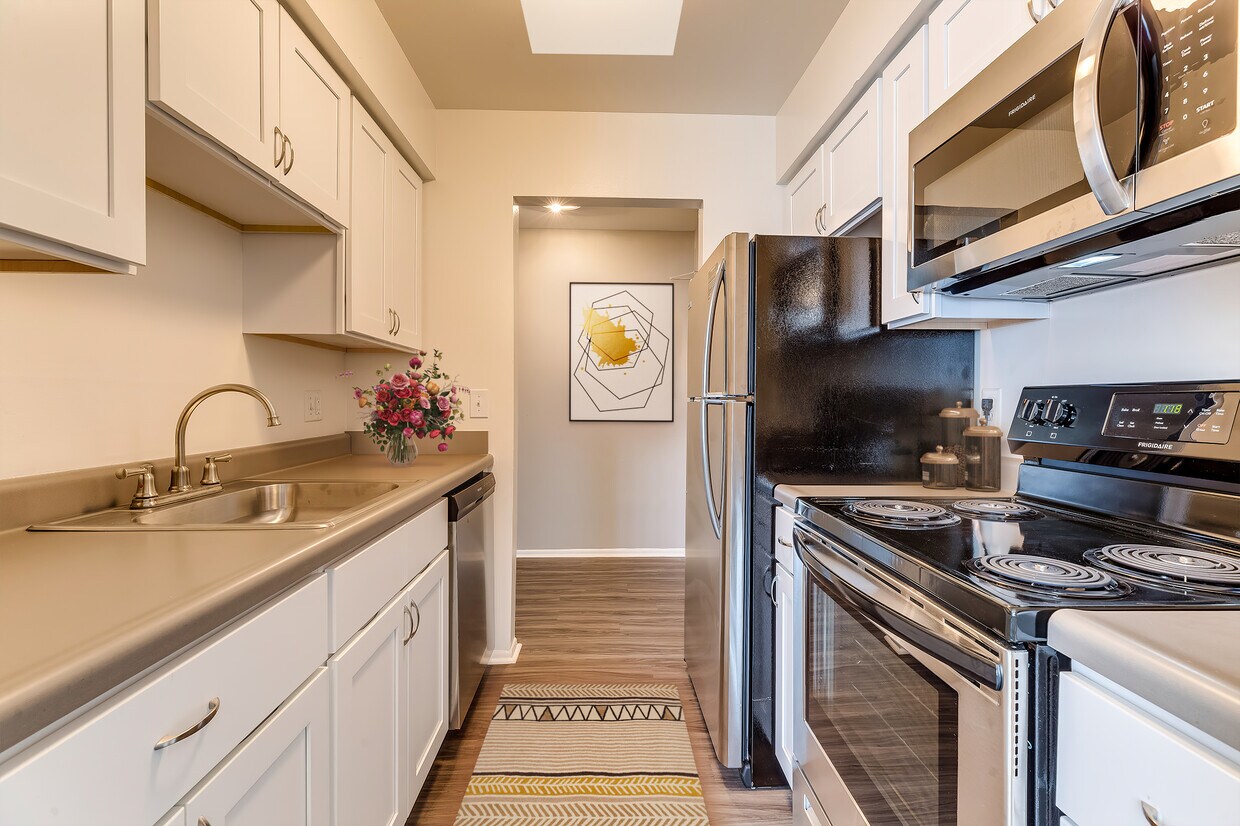 Kingsley Apartments In Sterling Heights Mi Kingsley Apartments - Sterling Heights, MI | Apartments.com