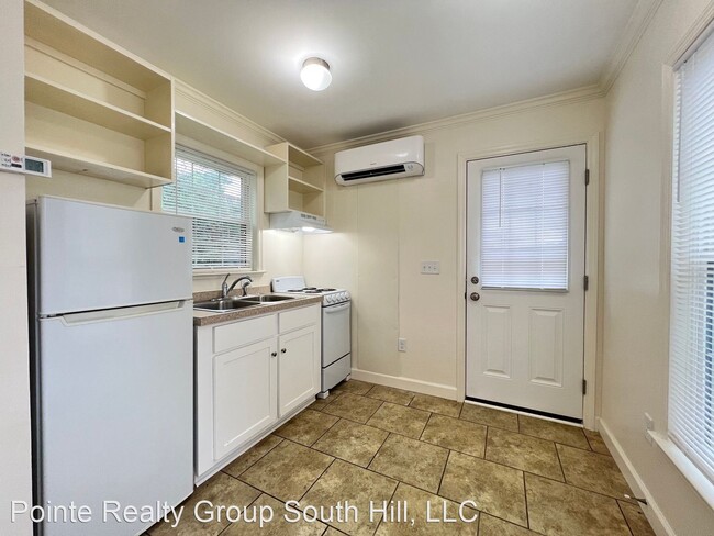 Building Photo - 1 br, 1 bath House - 1033 W. Atlantic St.