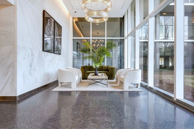 Foto del edificio - 9715 Woods Dr