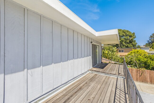 Foto del edificio - 2142 San Antonio Ave