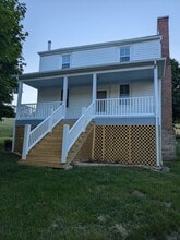 Building Photo - 613 Union Run