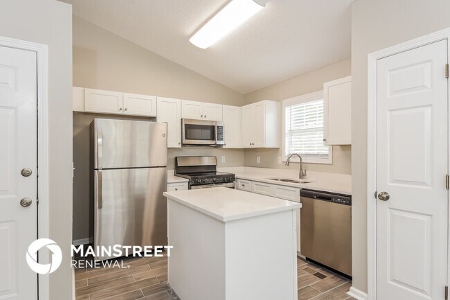 Foto del edificio - 212 Remington Ct