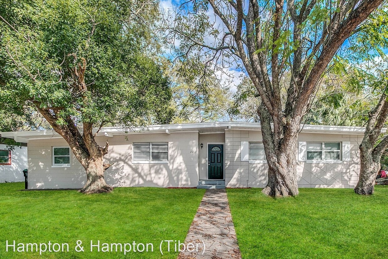 3 br, 2 bath House 2213 N HIAWASSEE ROAD House Rental in Orlando