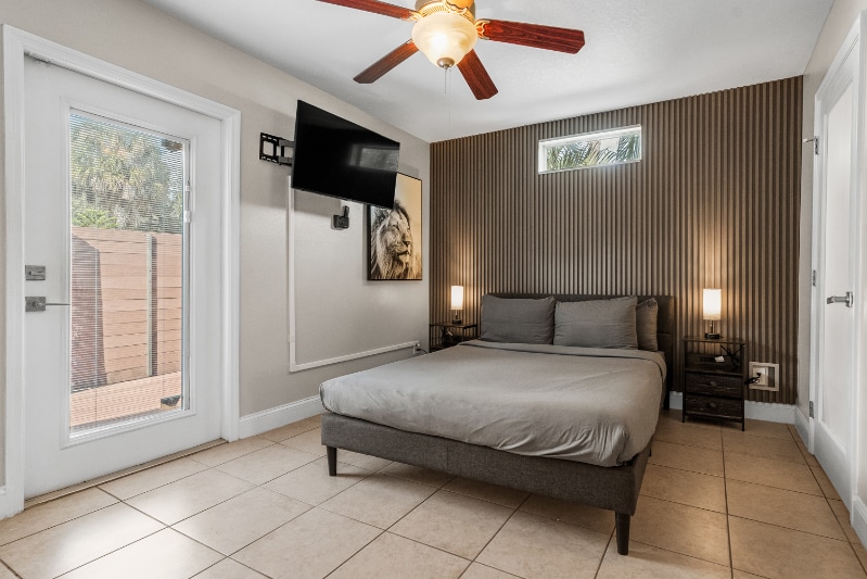 Photo - 202 N Fremont Ave