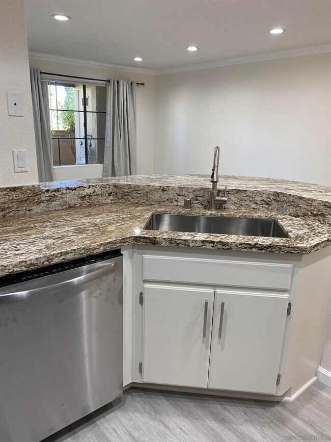 12530 Carmel Creek Rd Unit 127, San Diego, CA 92130 Condo for Rent in